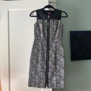 Great Condition Vince Camuto Front Zipper Dress